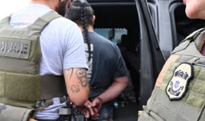 ICE detiene a 75.000 personas sin historial penal en 9 primeros meses del gobierno de Trump
