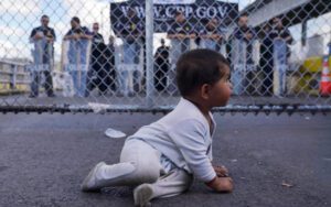 El Papa recuerda a los niños indocumentados en la frontera con EE. UU.