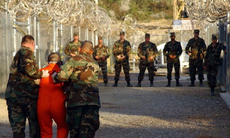 Expresidiarios de Guantánamo critican su uso para retener a migrantes: “Es un agujero negro”