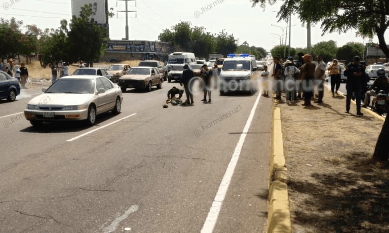 Camioneta funeraria arrolla a septuagenario en la Circunvalación 1