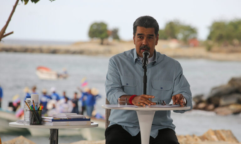 Maduro revisa con Putin cooperación militar, de seguridad y defensa