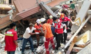 Ascienden a más de 2.000 los muertos en Birmania por el terremoto