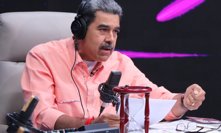 Maduro exige al presidente de Guyana dialogar sobre el Esequibo