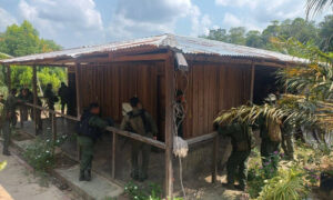 Destruyen campamento de paramilitares colombianos en Jesús María Semprún
