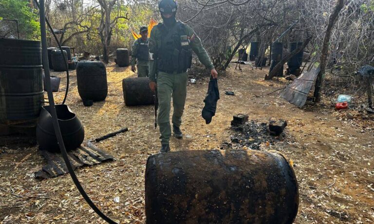 Desmantelan centro de producción artesanal de combustible en Los Puertos