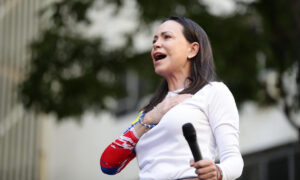Machado denuncia “nueva ola de represión” por 20 personas “desaparecidas”