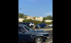 Muere sexagenaria en choque entre motorizado y carro frente al Adolfo Pons
