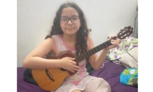 María de los Ángeles suplica ayuda para operarse y volver al Conservatorio