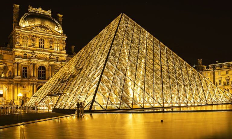 Louvre recauda €1,4 millones en una cena de gala