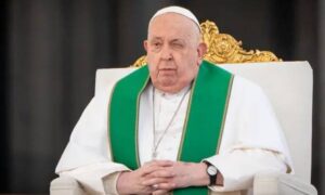 Francisco iguala segunda hospitalización más larga de un Papa