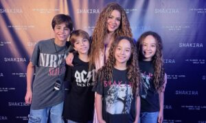 Hijas gemelas de CarGo viven momento inolvidable con Shakira
