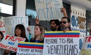 EE. UU. pide a venezolanos con TPS se “preparen para regresar” o “autodeportarse”