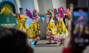 Alcaldía celebra el Carnaval con un Domingo Cultural de alegría y diversión