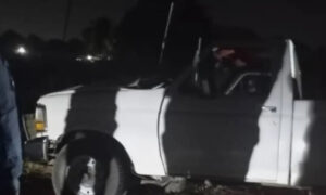 Choque entre camioneta y moto en Mara deja dos muertos y un menor herido