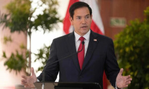 Senadores presionan a Rubio para liberar a 8 estadounidenses en Venezuela