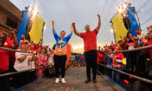Luis Caldera inicia su campaña y promete “una nueva era” para el Zulia