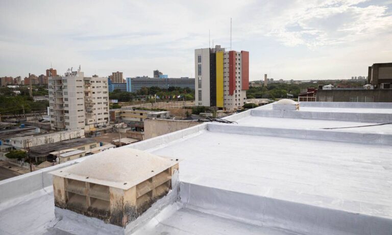 Alcaldía impermeabiliza 675 metros del conjunto residencial Saint Thomas