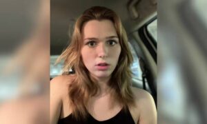 Arrestan en Florida a universitaria transgénero por usar un baño femenino