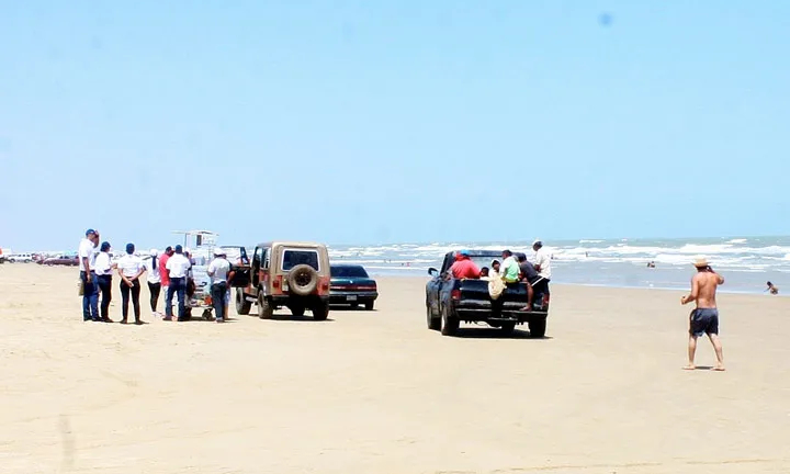 Hombre muere ahogado en playa de Caimare Chico