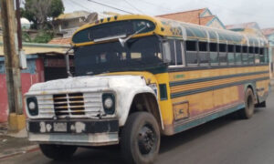 Muere colector de bus al ser arrollado por su chofer en Mara