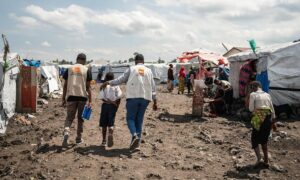 Refugiados en América Latina denuncian abusos, discriminación y violencia