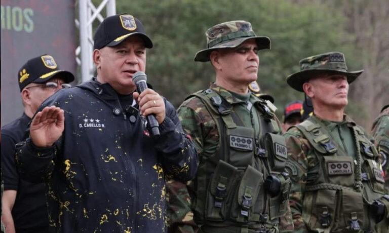 Cabello advierte que irán por “quinta columnas” en caso de agresión extranjera