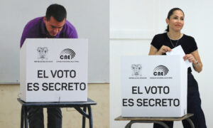 Segunda vuelta en Ecuador avanza con 41 % de participación y pocos imprevistos