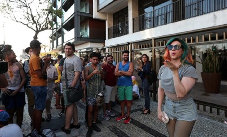 Furor por Lady Gaga se desata en Río de Janeiro antes de su concierto gratuito