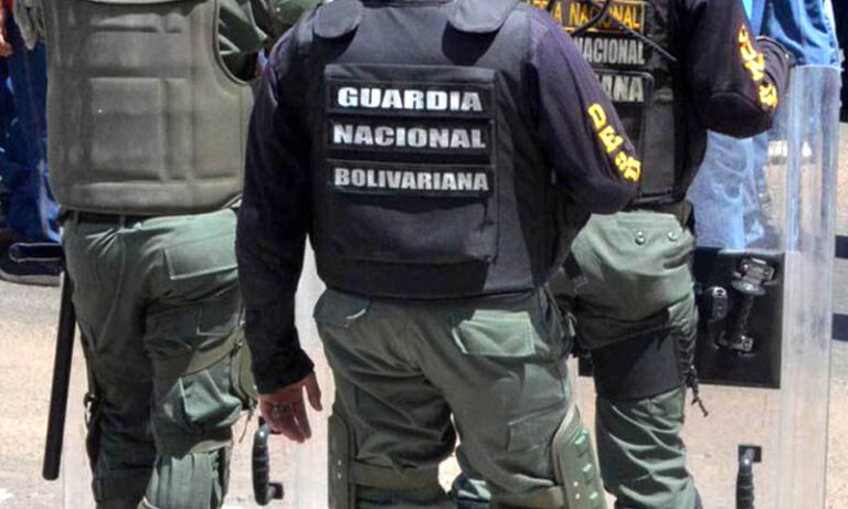 Abaten a 3 integrantes de “El Oso” por nexos con el narcotráfico colombiano