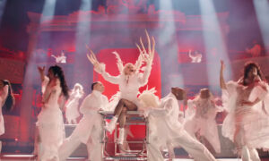 Lady Gaga revive a una nueva ‘Mother Monster’ en Coachella