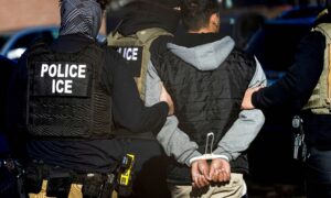 Venezolanos que EE. UU. deportaría tienen 12 horas para decidir si apelan