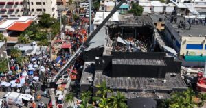 Aumentan a 113 los muertos en desplome de techo de discoteca en Dominicana