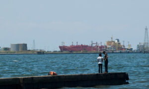 Petroleras con licencias de EE. UU. finalizan cargas de crudo venezolano
