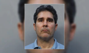 Médico venezolano sin licencia desfigura rostro de mujer en Florida