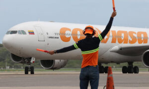 Llegan 313 migrantes repatriados desde México: 151 son niños
