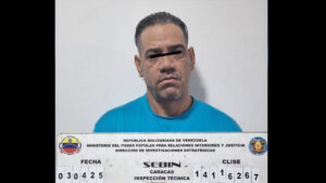 Privan de libertad al “padre de Leito Oficial” por delitos de odio y noticia falsa