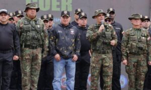 Padrino López denuncia conspiración para hacer del Esequibo un “botín de guerra”