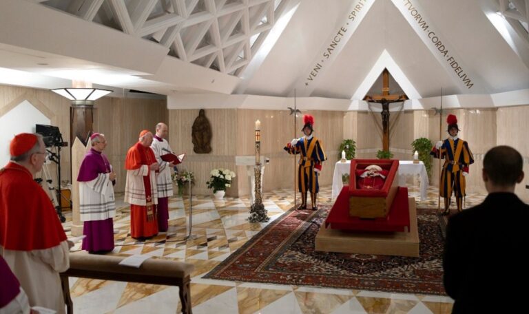 Funeral de Francisco será el sábado 26 de abril