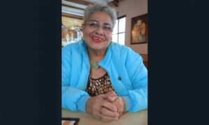 Periodista Isabel Rivero requiere ayuda para una cirugía de muñeca