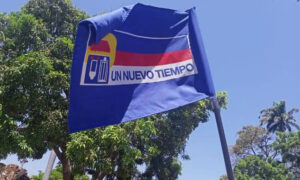UNT afirma que la salida de Alcalá obedece a “deslealtad y mala conducta”