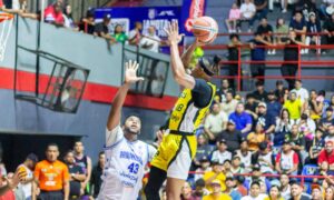 Gaiteros se mantiene invicto en la SPB tras vencer 84-83 a Trotamundos