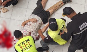 Joven intenta quitarse la vida lanzándose del último piso de Lago Mall