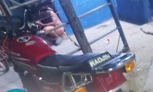 Accidente de moto deja un herido en Los Filúos