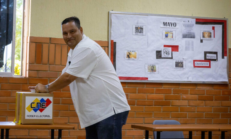 Adrián Romero insta a los marabinos a votar: “No se abstengan”