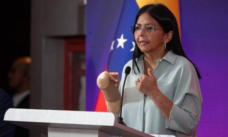 Delcy Rodríguez: Pdvsa mantiene producción pese a “medidas coercitivas”