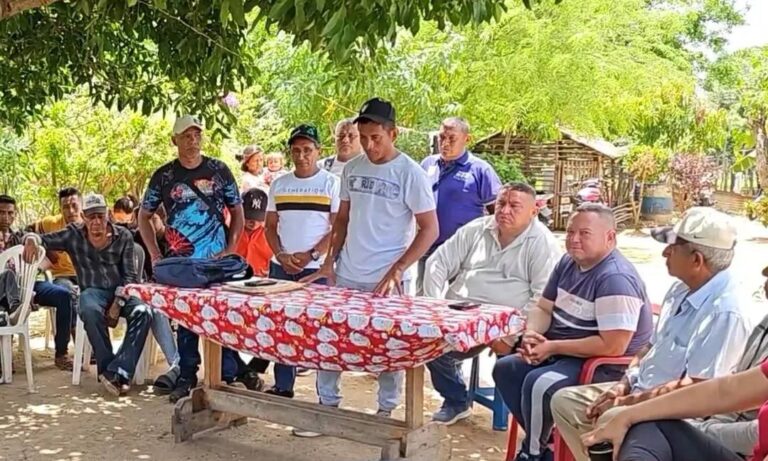 Dirigentes de Vente Venezuela en Guajira respaldan candidatura de Luis Caldera