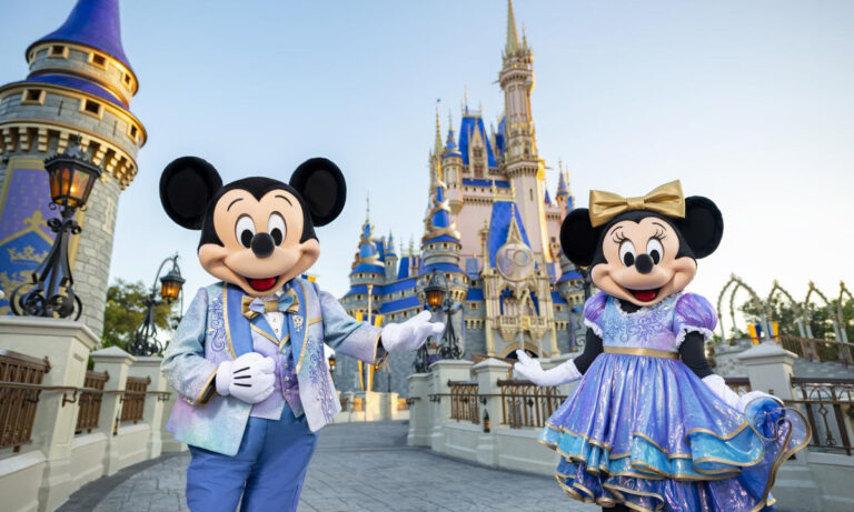 Bloomberg: 6 sindicatos de Disney piden ayuda para 45 venezolanos despedidos
