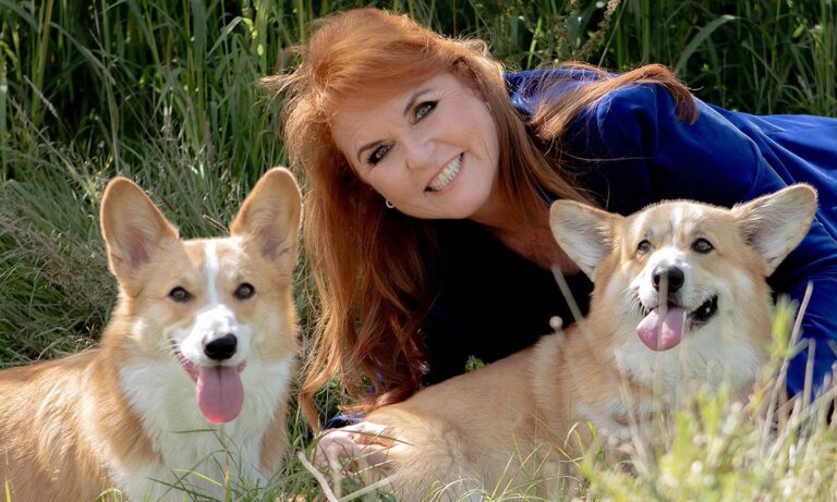 Sarah Ferguson asegura que Isabel II le habla a través de sus perros
