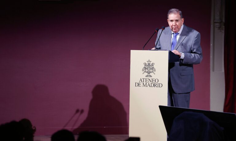 González Urrutia llama a la abstención: “Tu poder está en no prestarte a su juego”