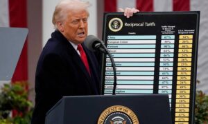 Corte federal de EE. UU. bloquea la política arancelaria de Trump